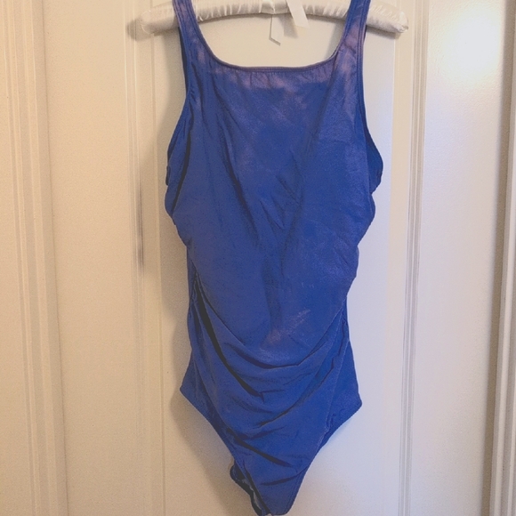 Reebok Sport Athletic Swimsuit With Built In Bra - Fits Size 16/18 Well - Picture 1 of 7